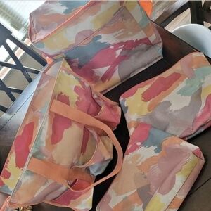 Thirty-One Multicolor Abstract Tote Bag Set
